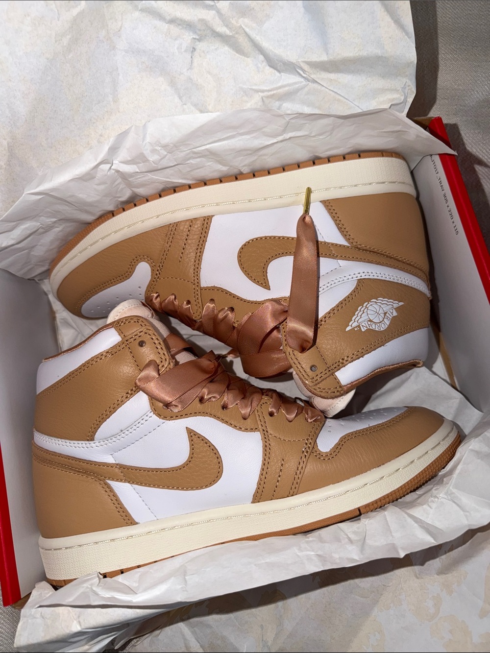 Women's Air Jordan 1 Retro High OG 'Praline' sneakers